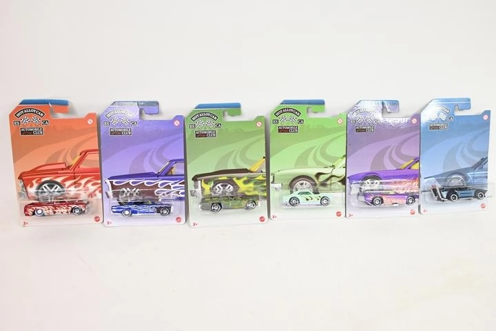 Støbt metalbil (die-cast model)