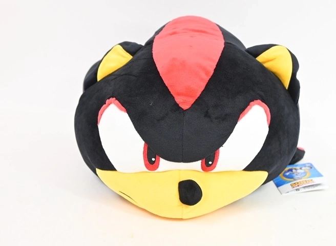 TOMY Mocchi-Mocchi plysfigur Shadow fra Sonic the Hedgehog