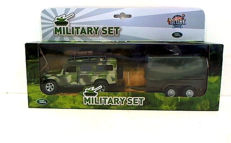 Militær Land Rover med trailer