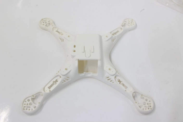 Nederste del af skroget til Jamara-model fly – 1 stk.