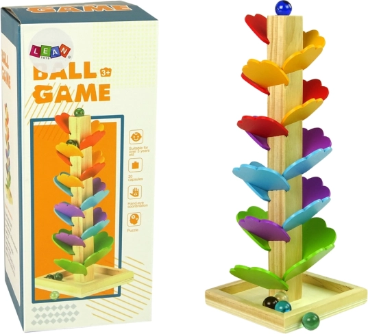 Trætræ med kuglebane