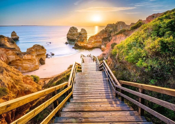 Ravensburger puslespil Trappen til Praia do Camilo, Algarve – 1000 brikker