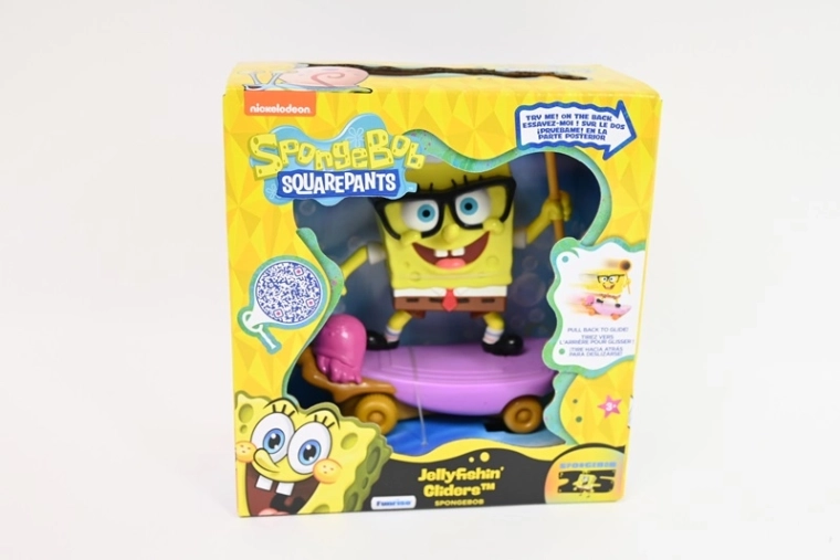 SpongeBob SquarePants-figur på skateboard med vandmand