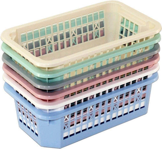 Stabelbar plastkurv stor 30 × 21 × 12 cm mix af farver