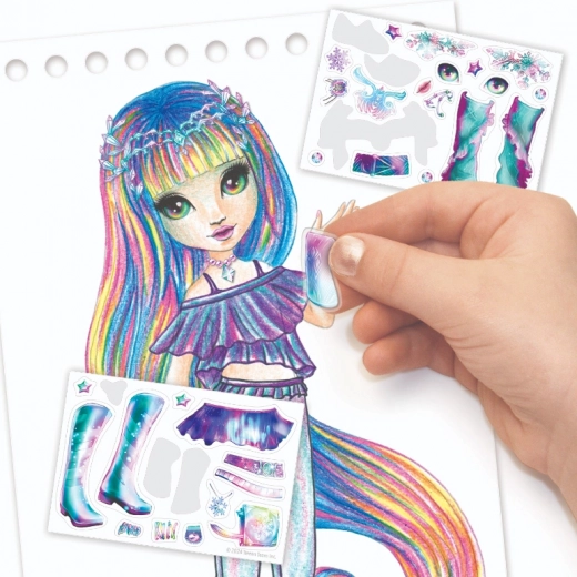 Nemt at pynte med medfølgende klistermærker