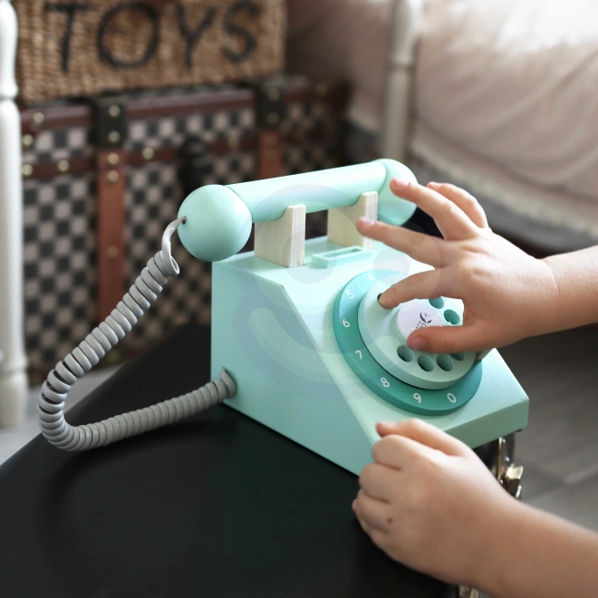 Klassisk trætelefon til børn