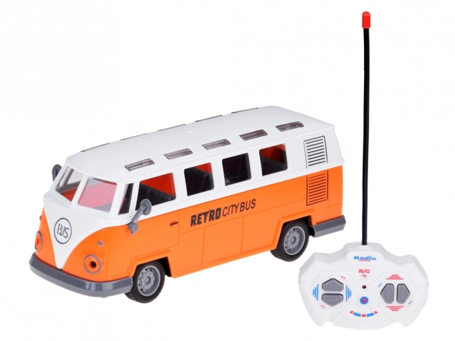 Retro fjernstyret bus
