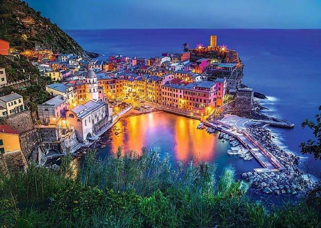 Betagende motiv af Vernazza i skumringen