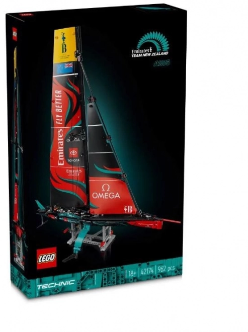 Lego Technic Yacht Emirates Team New Zealand