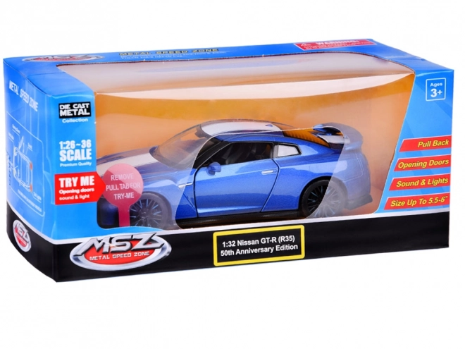 Bil Nissan GT-R med døre der kan åbnes