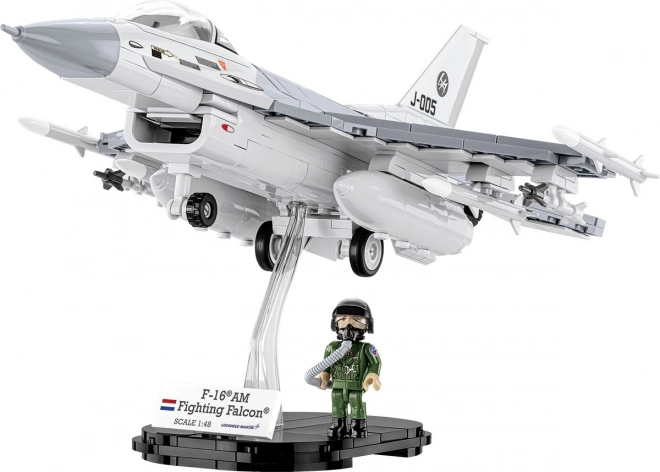 Byggesæt F-16 AM Fighting Falcon