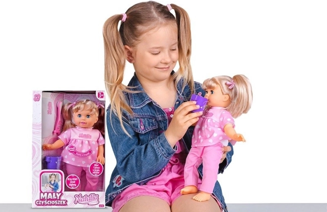 Dukke NATALIA Renlig talende 33 cm