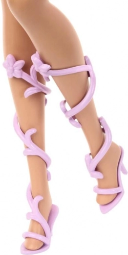 Detaljeret fodtøj til fe-looket