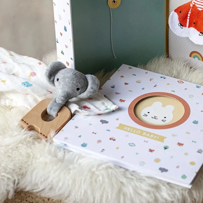 Bidering til babyer i form af en elefant