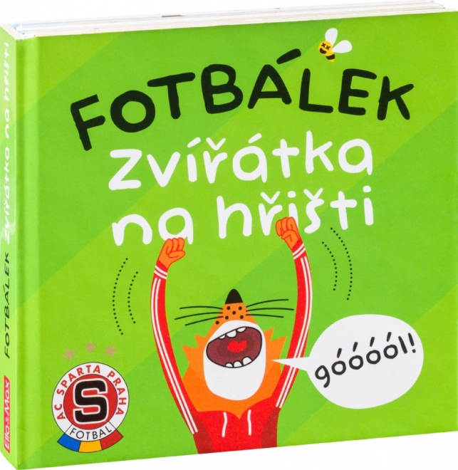 Fodbold dyr på banen