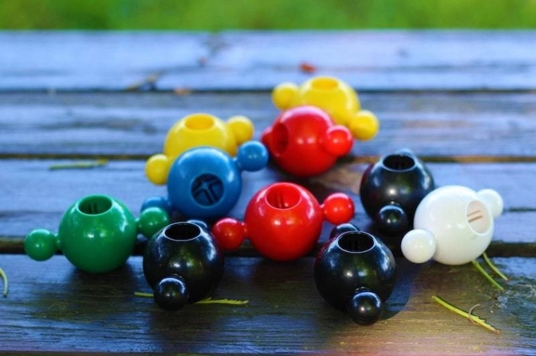 Store, sikre dele til små hænder