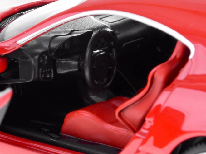 Metalmodelbil Alfa Romeo 8C Competizione skala 1:32