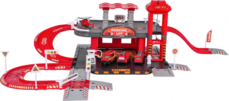 To-etagers parkeringsplads med manuel elevator