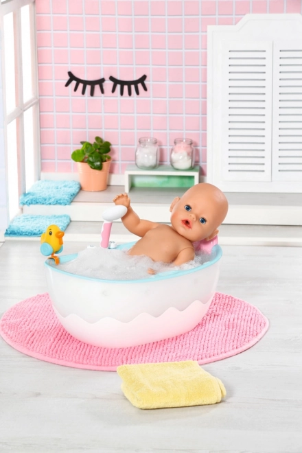 BABY born Badekar