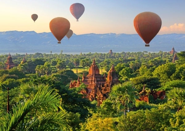 Puslespil varmluftballoner over Mandalay 1000 brikker