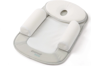 Baby-positioneringspude med ergonomisk hovedpude