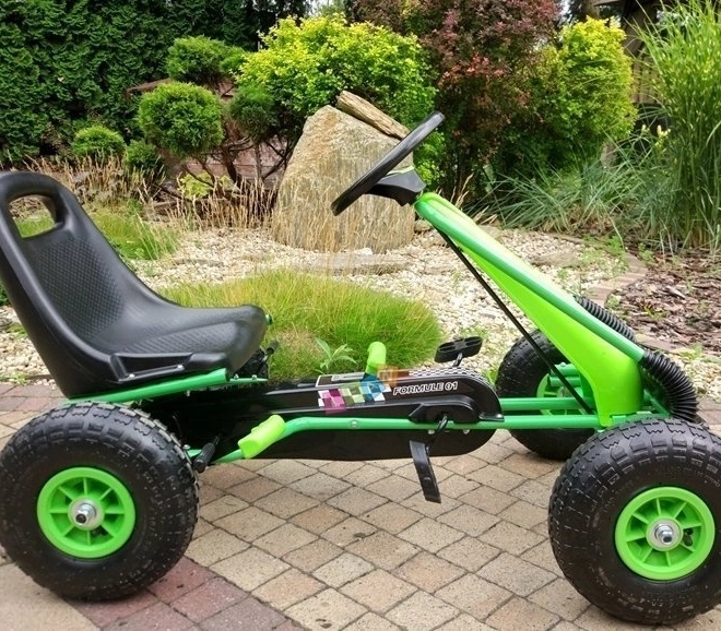 Pedaldrevet gokart med luftdæk + Oppustelige dæk + Justerbart sæde – Grøn