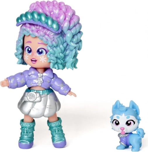 Dukken Chloe med kæledyr og glitrende detaljer
