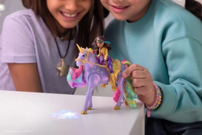 Lysende enhjørning og figur Sophia & Wildstar