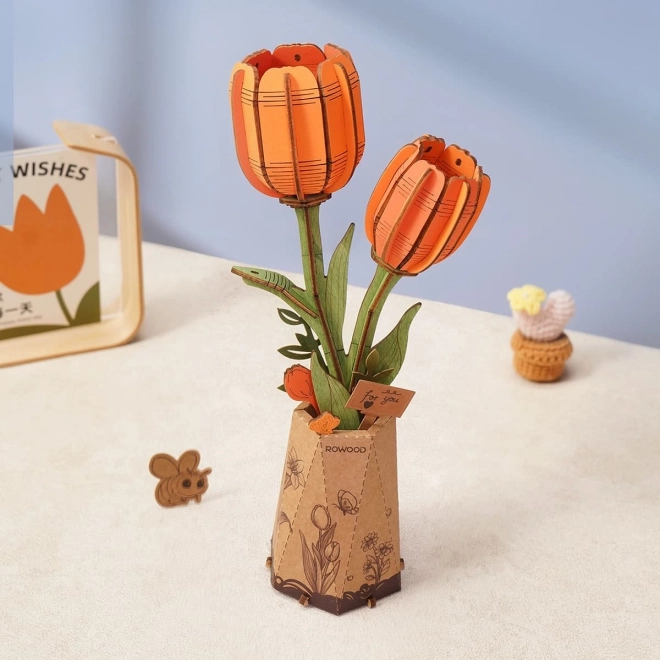 Robotime Rowood 3D træpuslespil orange tulipaner