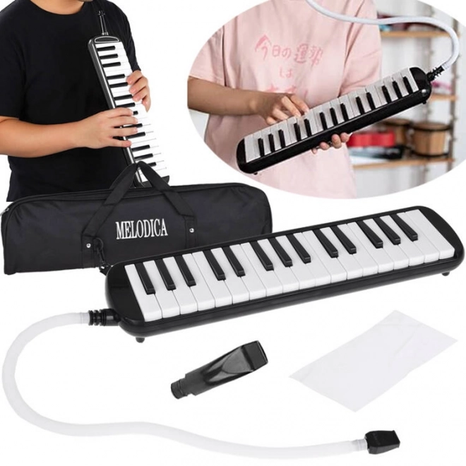 Melodika med klaviatur og etui