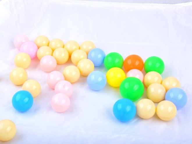 Flerfarvede plastbolde