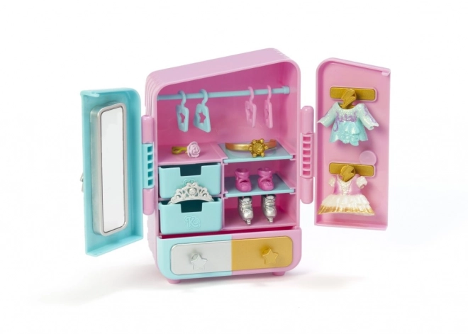 KookyLoos: Tarin garderobe