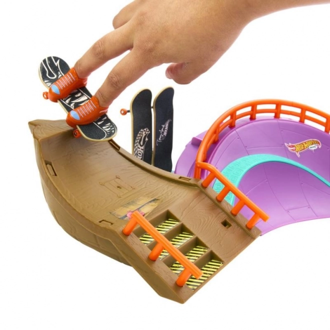 Hot Wheels Skate Octopark med fingerboard og sko