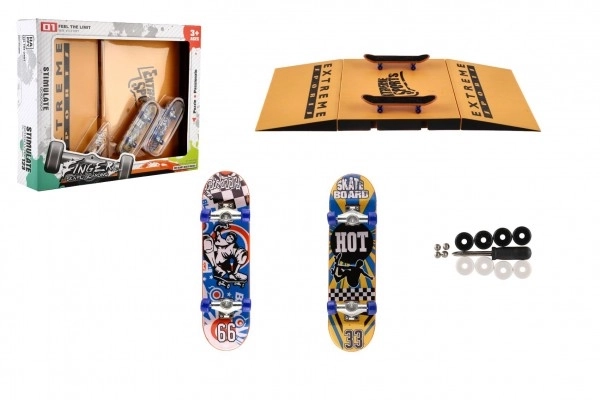 Fingerskruende skateboards med rampe