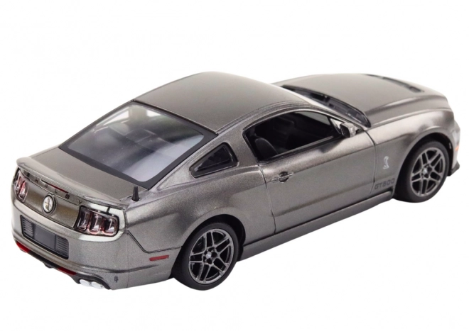 Ford Shelby GT500 i skala 1:24, Sølv drivlinje