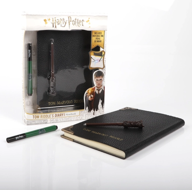 Magisk HARRY POTTER-notesbog Tom Riddles med usynligt blæk og UV-stav