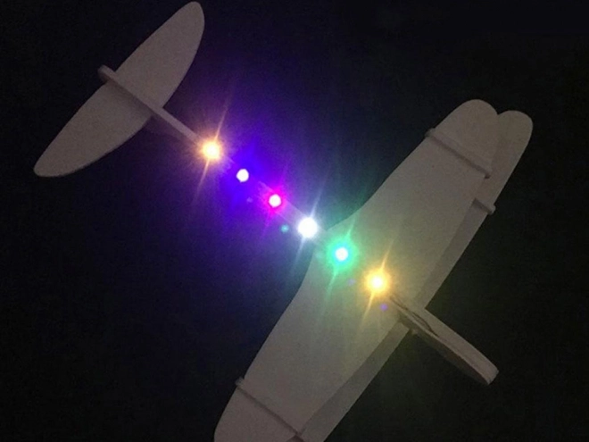 Polystyrenfly med USB LED-belysning