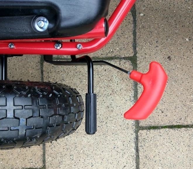 Pedaldrevet gokart med luftdæk + Oppustelige dæk + Justerbart sæde – Rød