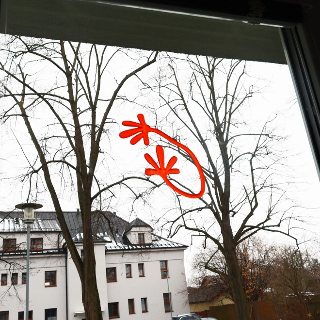 Selvklæbende hånd til børn