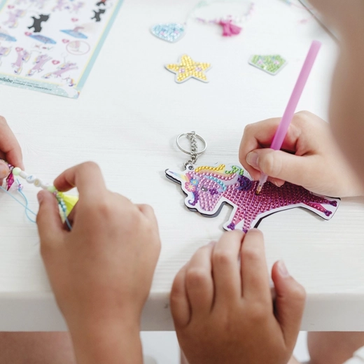 Diamantmaling med enhjørninger