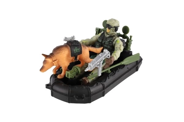 Militærsæt plast båd, soldat, hund med tilbehør i kasse 23x14x4cm