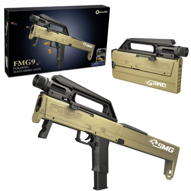 Sammenklappelig skumpistol FMG9 med kasseret-hylstre og lommelygte