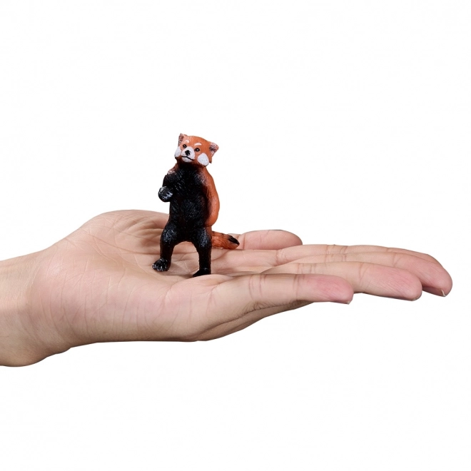 Realistisk figur af rød panda