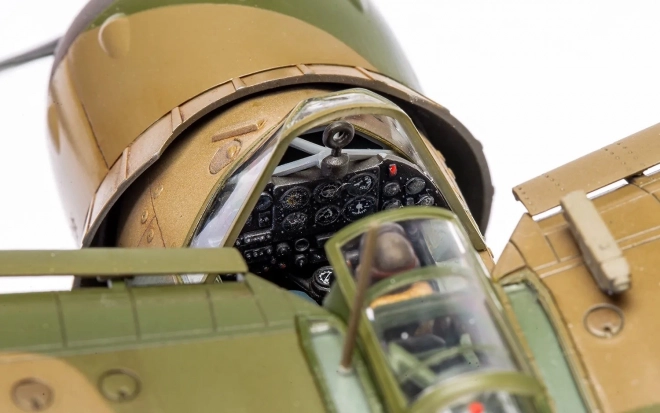Model af flyvemaskine Westland Lysander Mk.I/Mk.III 1/48