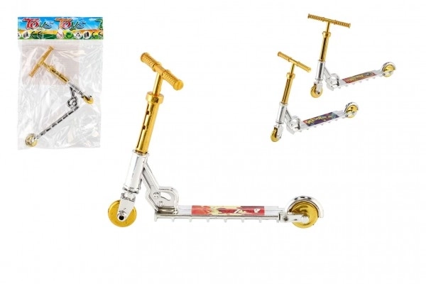 Finger scooter plast 10cm mix af slags i pose