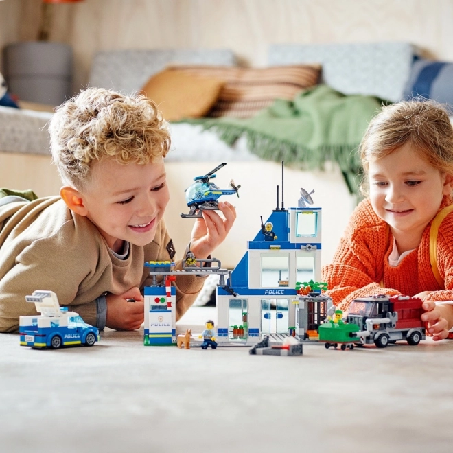 LEGO City 60316 Politistation
