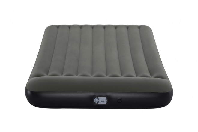 Oppustelig madras med oppustningspumpe 203 x 152 x 30 cm Bestway 67930
