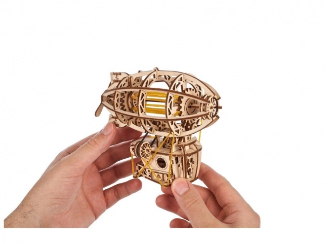 Ugears Træ 3D Mekanisk Byggesæt STEAMPUNK LUFTSKIB