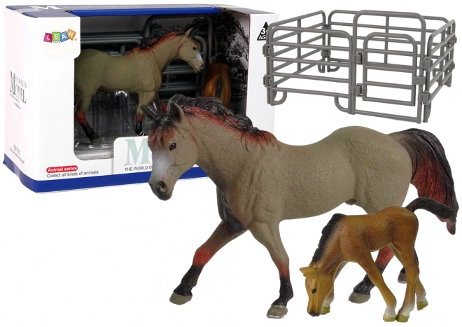 Sæt Figurer af Heste og Føl Capricorn med Bed