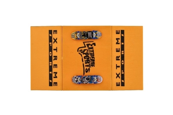 Fingerskruende skateboards med rampe